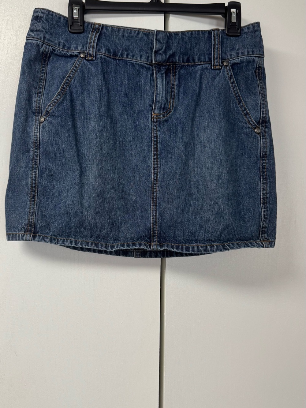 SO medium wash denim jeans skirt